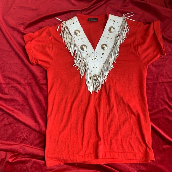 Vintage Red Tee with White Leather Cowboy Fringe Neckline Size Medium - Picture 1 of 4